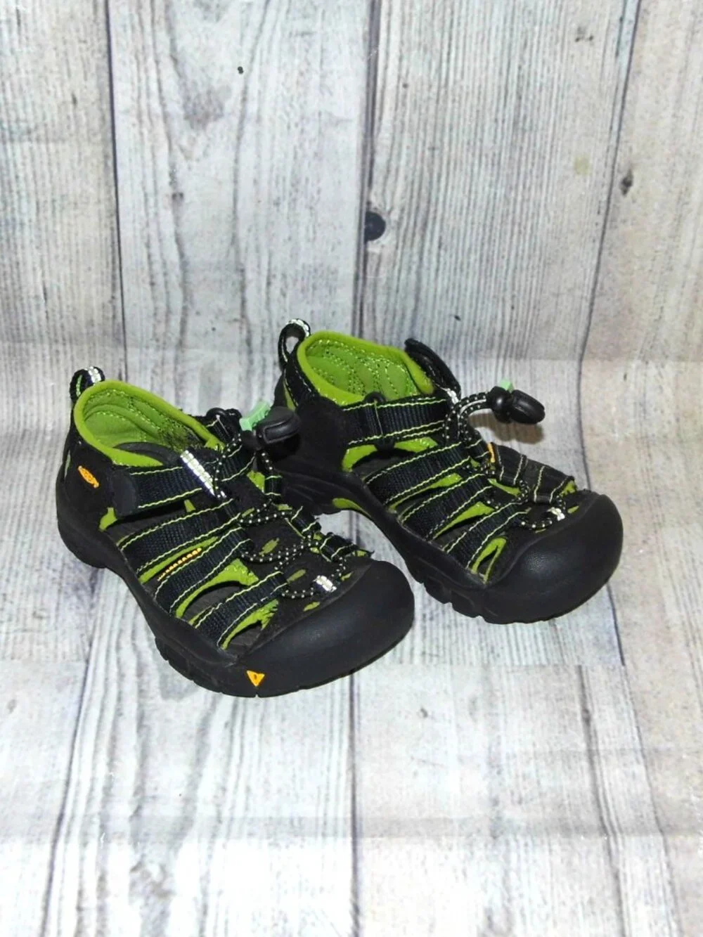 KEEN Newport Black/Green Sport Sandals Toddler Size 10